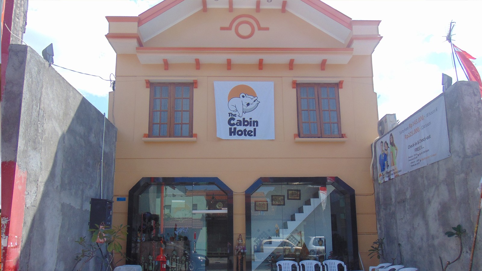 Promo 25% The Cabin Hotel